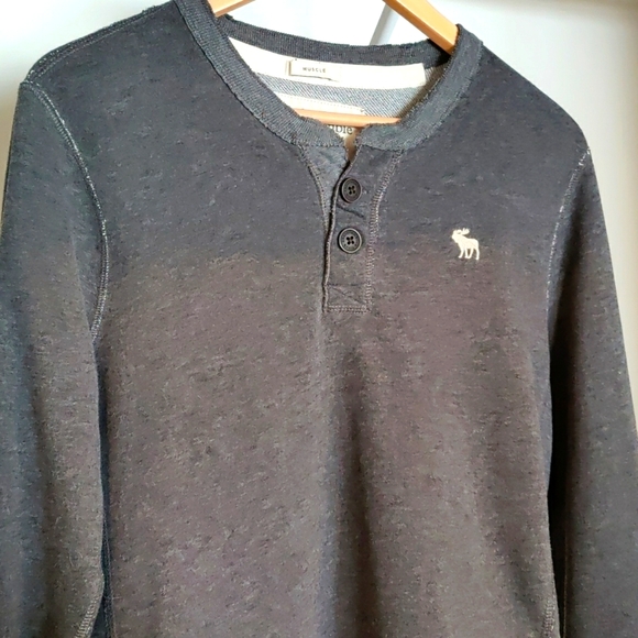 A&F Muscle Size S gray - Picture 3 of 5